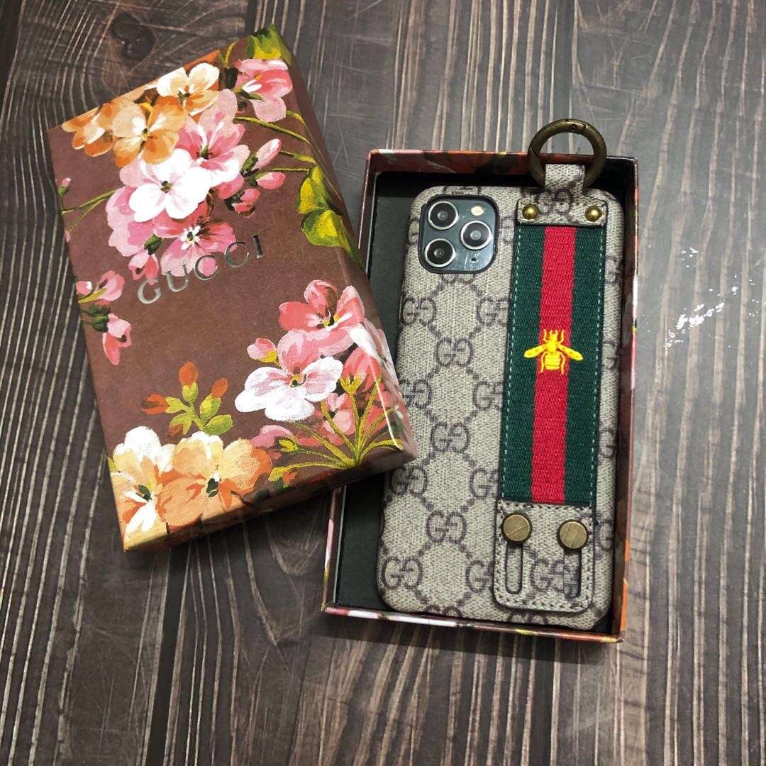 iPhone Case Hand Strap Ophidia Design for iPhone