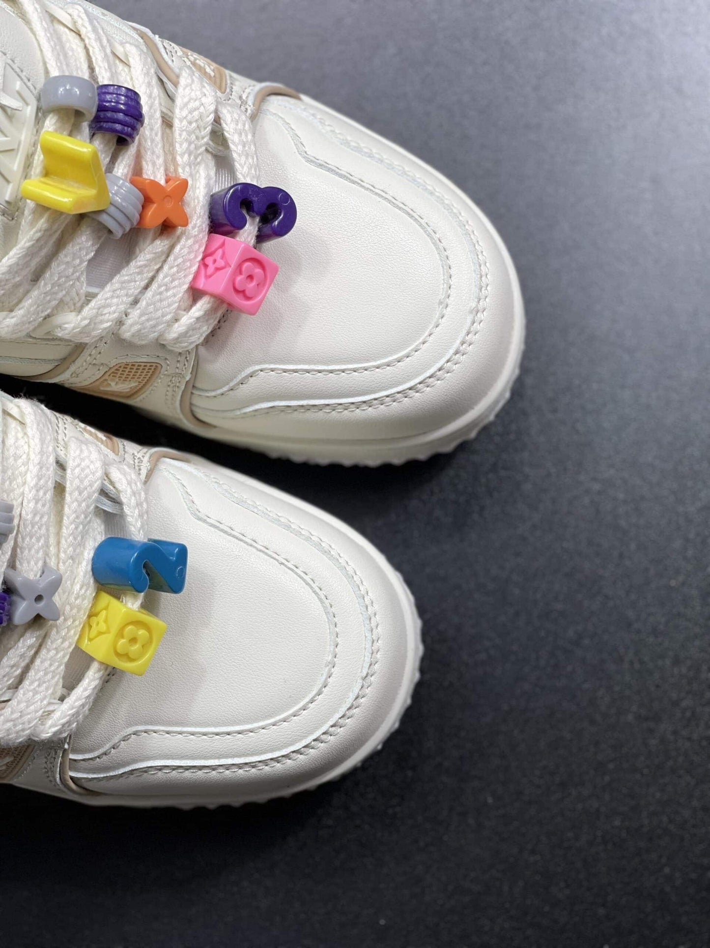 LV Trainer Maxi White