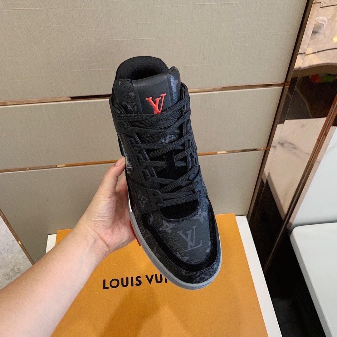 Louis Vuitton Trainer Sneaker