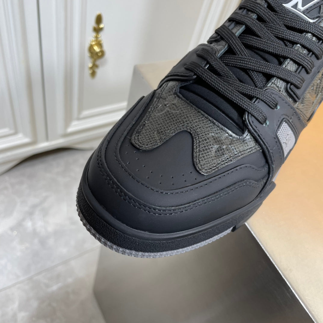 Louis Vuitton Trainer Sneakers