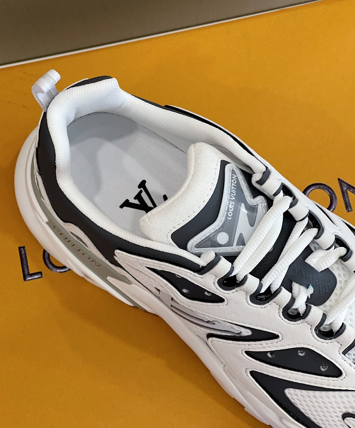 Louis Vuitton Runner Tatic Sneakers