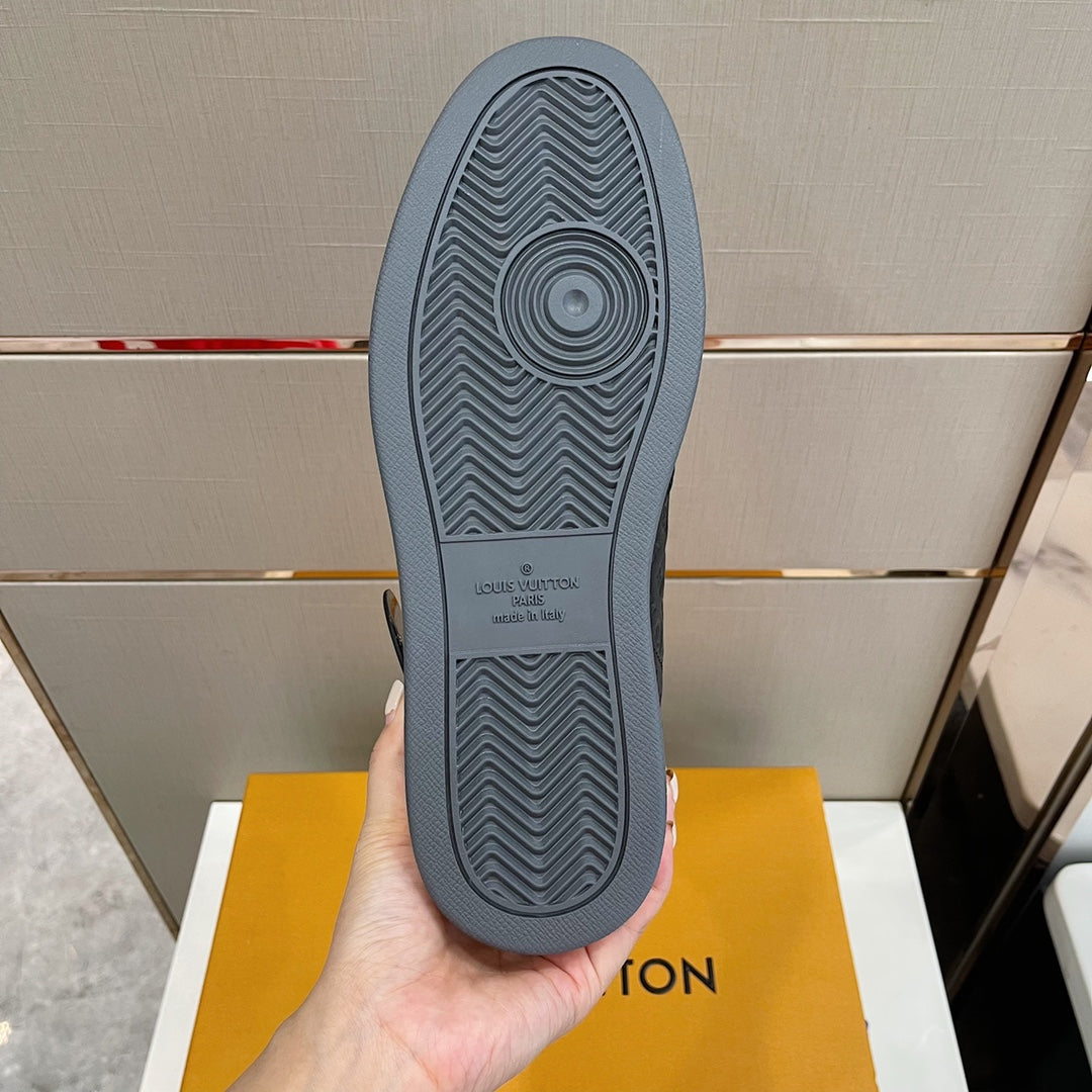 Louis Vuitton Rivoli Sneakers