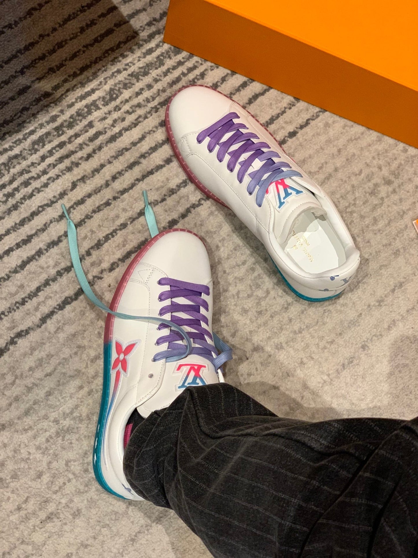 Louis Vuitton Luxembourg  Samothrace Sneakers