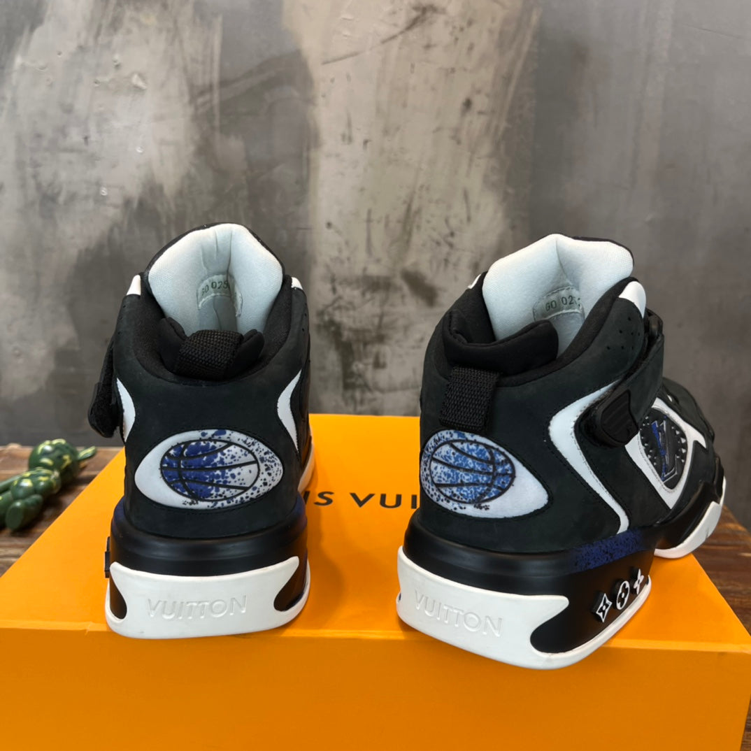 Louis Vuitton Trainer 2 Sneakers