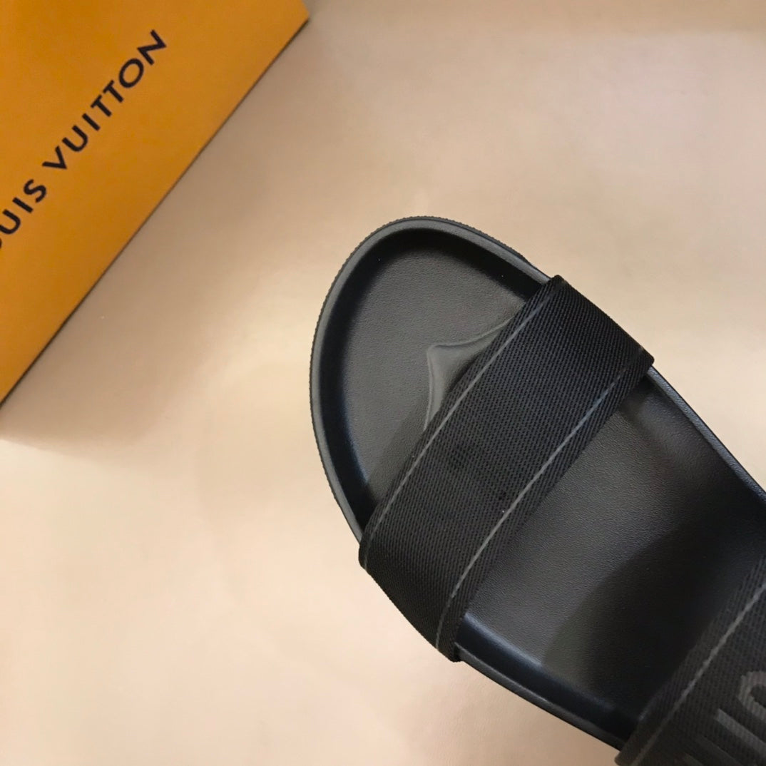 Louis Vuitton Men Trainer Mule Slippers
