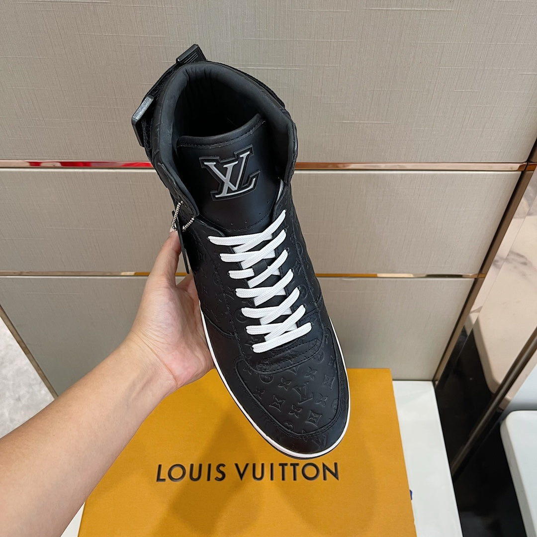 Louis Vuitton Rivoli Sneakers