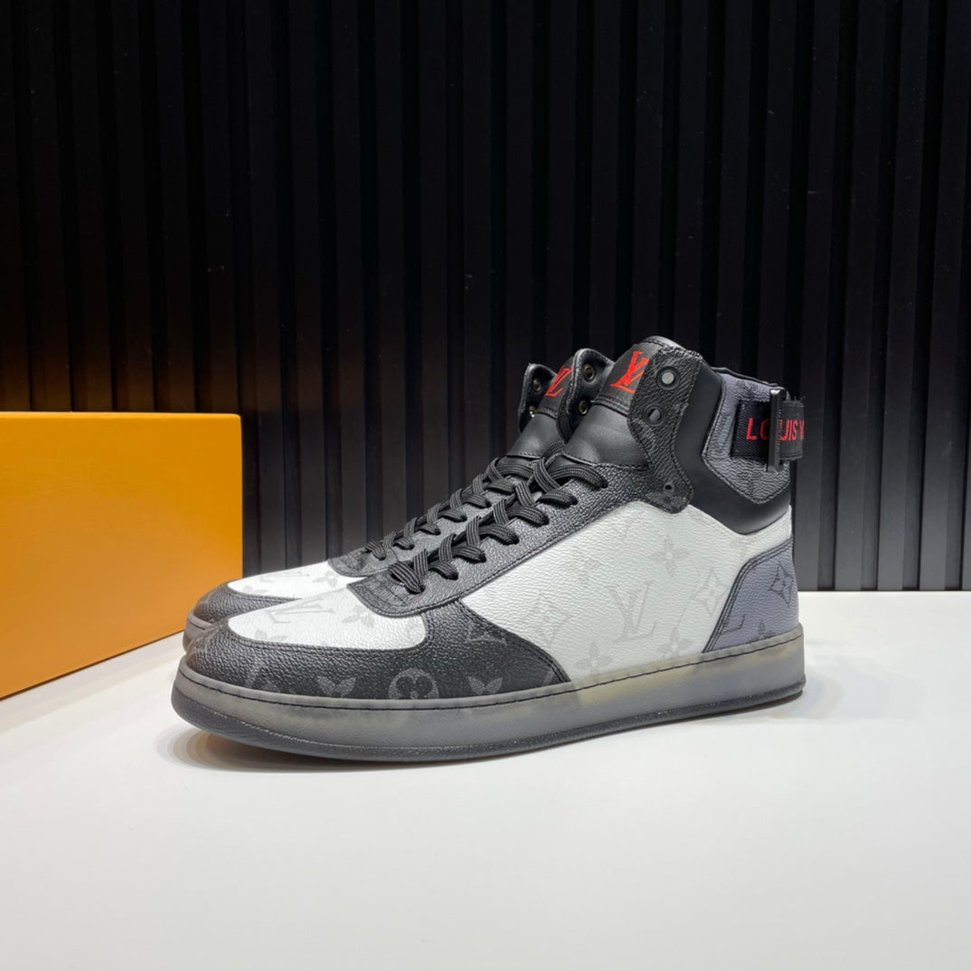 Louis Vuitton Rivoli Sneakers