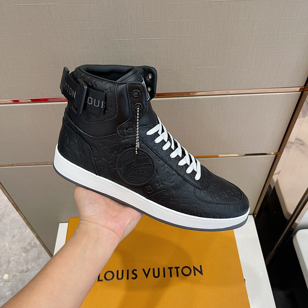 Louis Vuitton Rivoli Sneakers