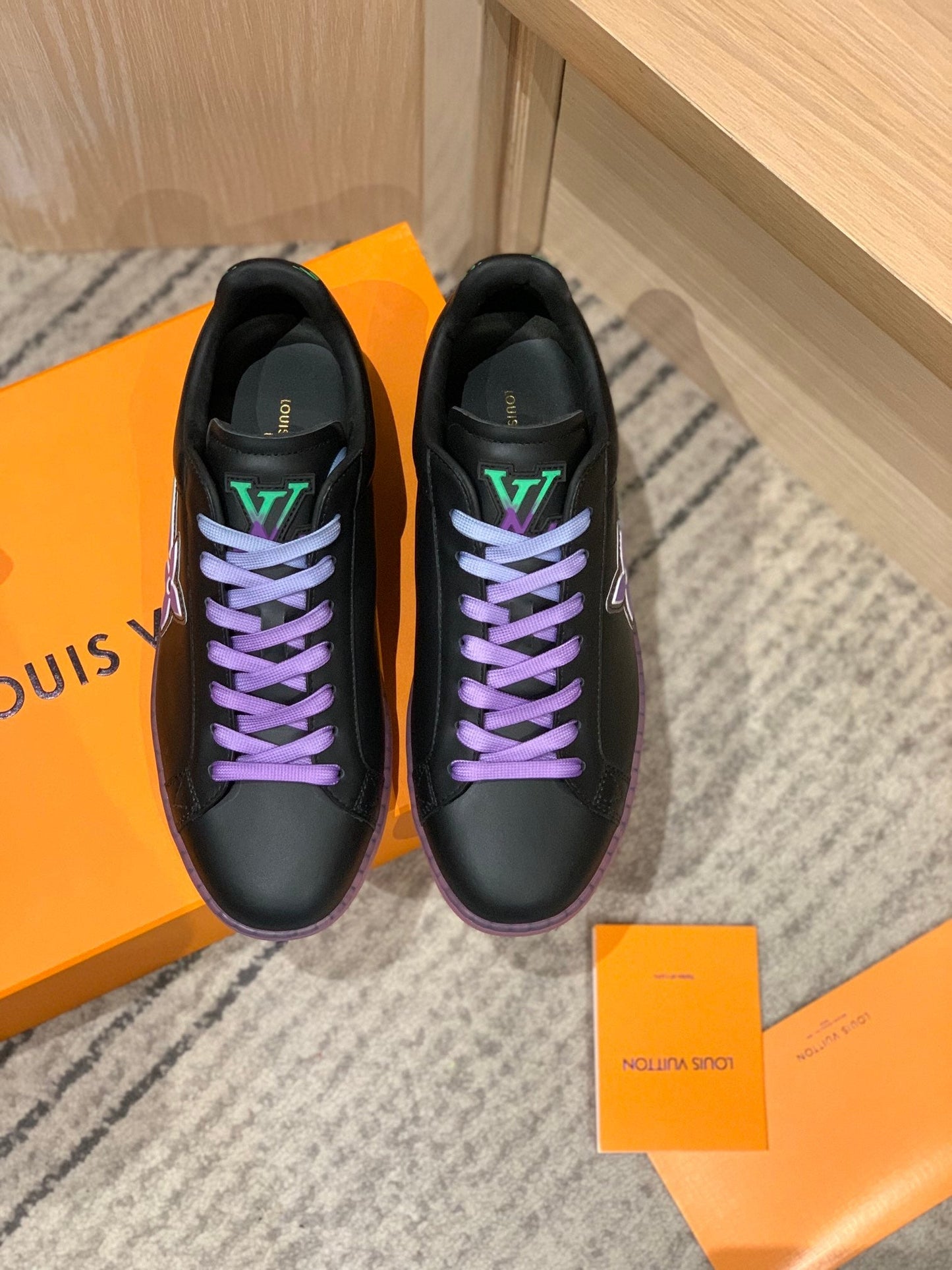 Louis Vuitton Luxembourg  Samothrace Sneakers