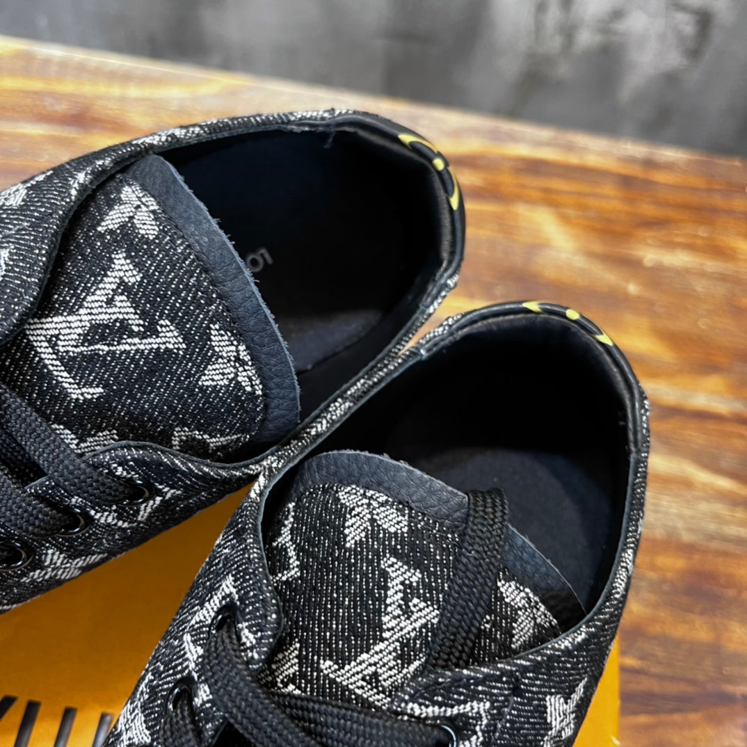Louis Vuitton Resort Sneakers
