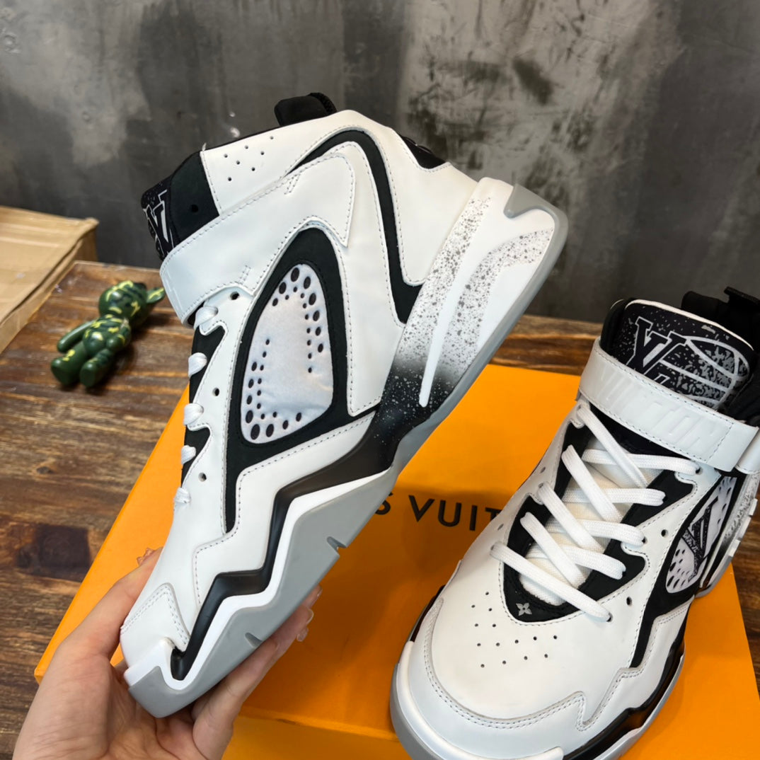 Louis Vuitton Trainer 2 Sneakers