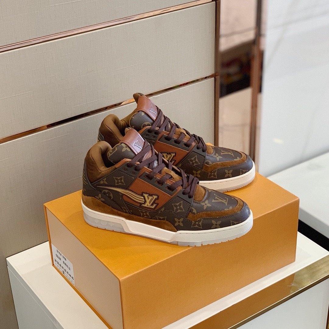 Louis Vuitton Trainer Sneaker