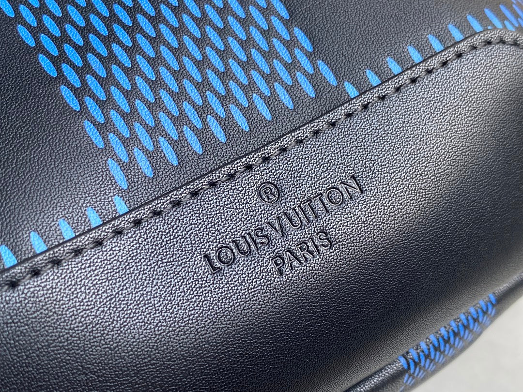 Louis Vuitton Avenue Sling Bag