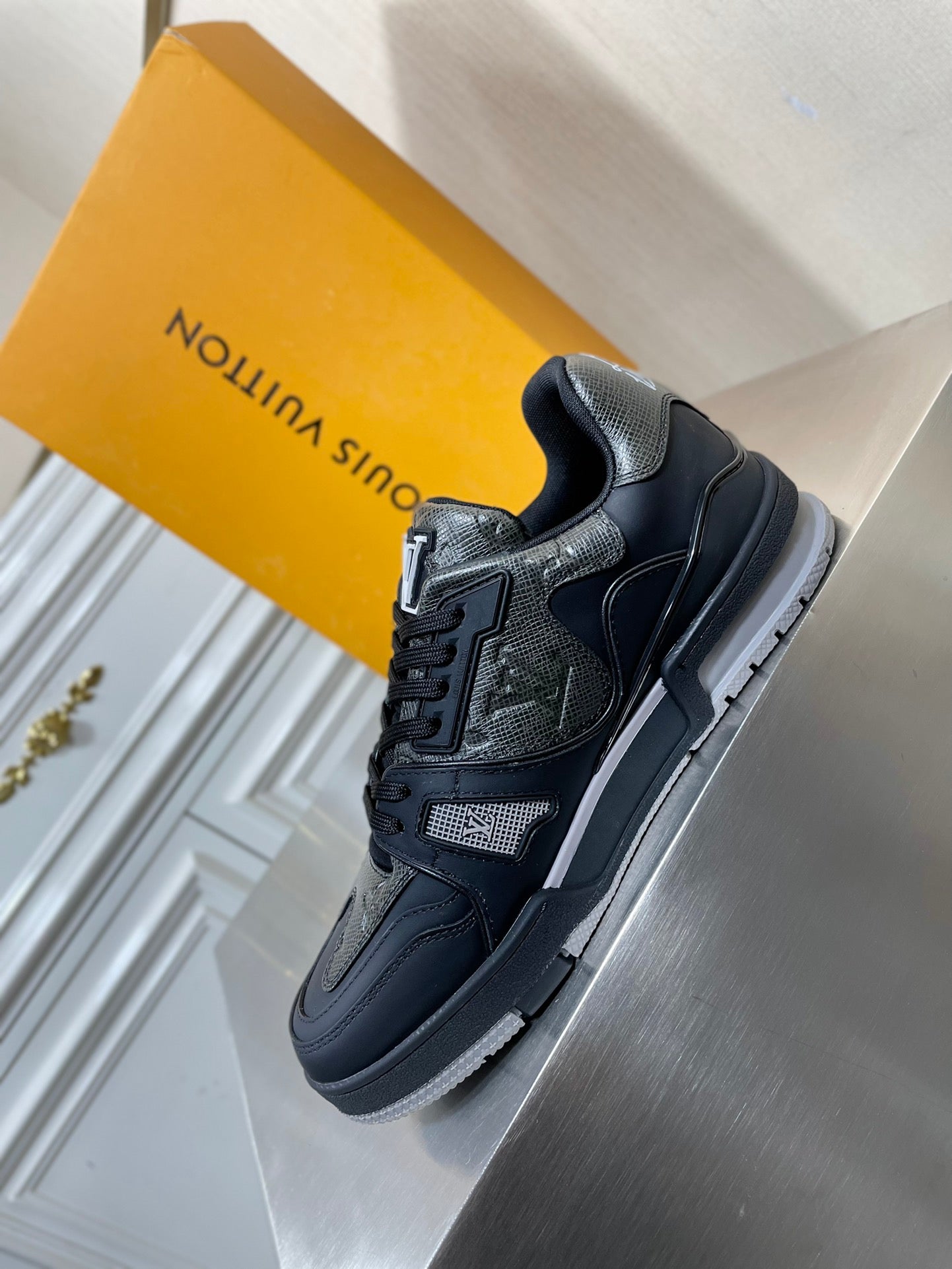 Louis Vuitton Trainer Sneakers