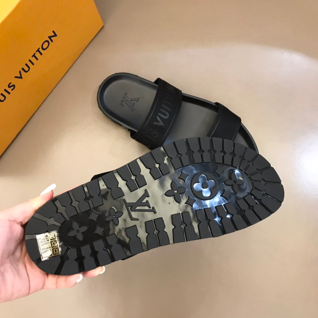 Louis Vuitton Men Trainer Mule Slippers