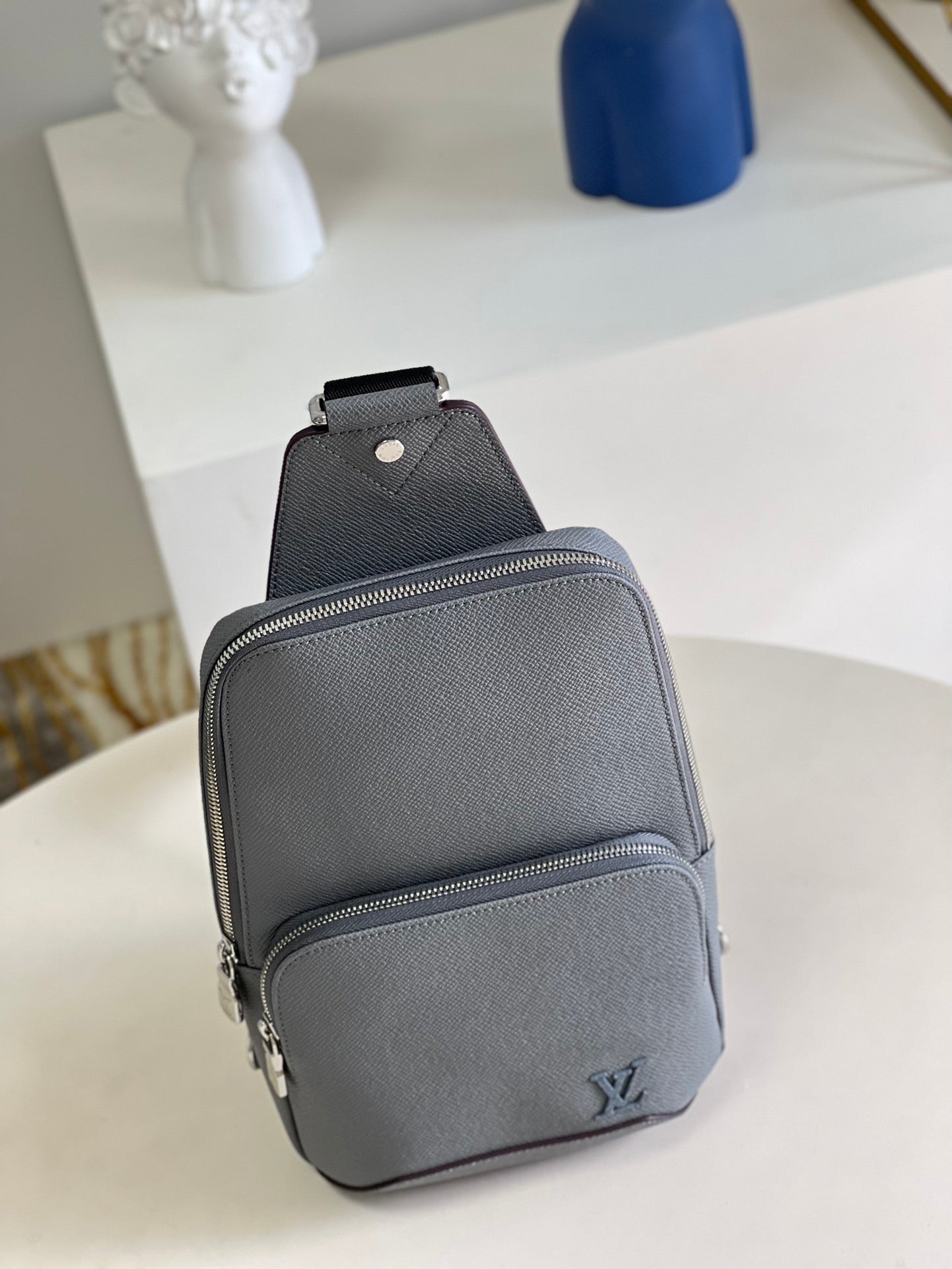 Louis Vuitton Avenue Sling Bag