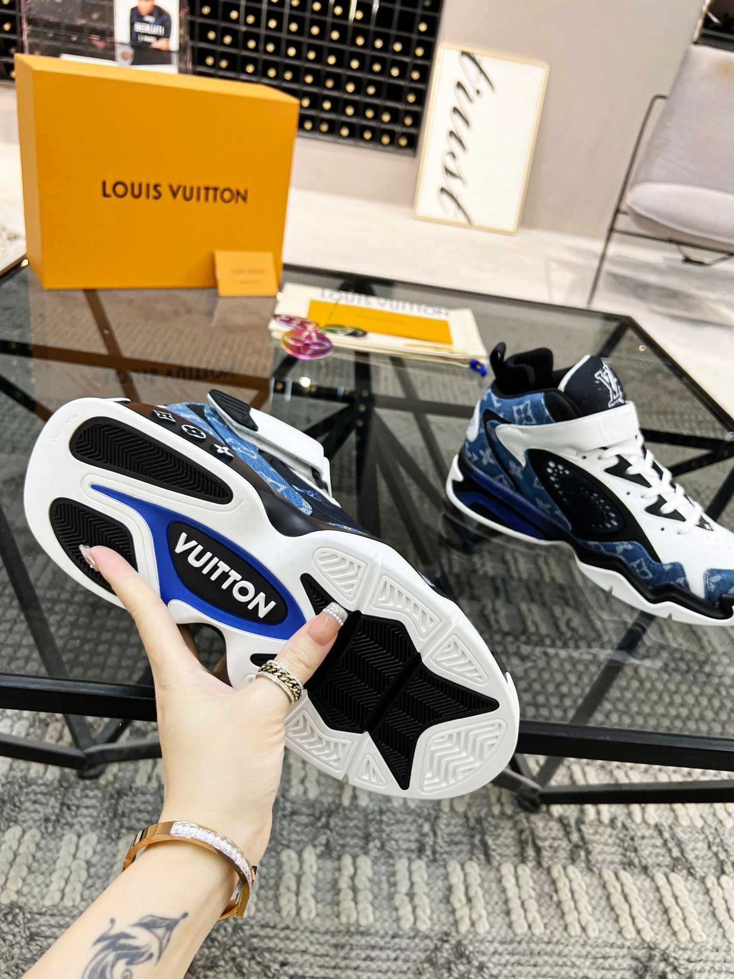 Louis Vuitton Trainer 2 Sneakers