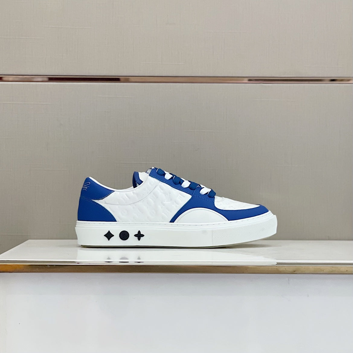 Louis Vuitton Ollie  Sneakers