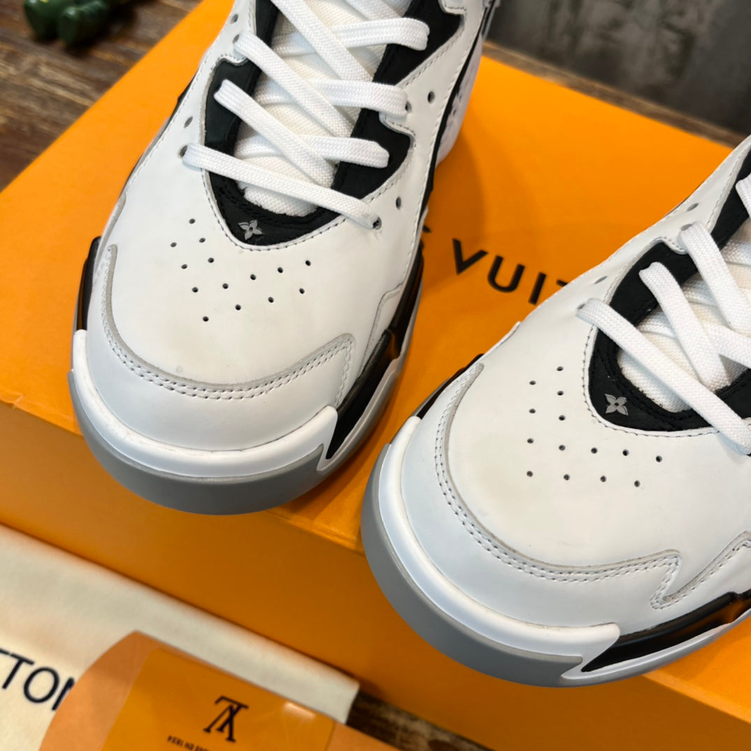 Louis Vuitton Trainer 2 Sneakers