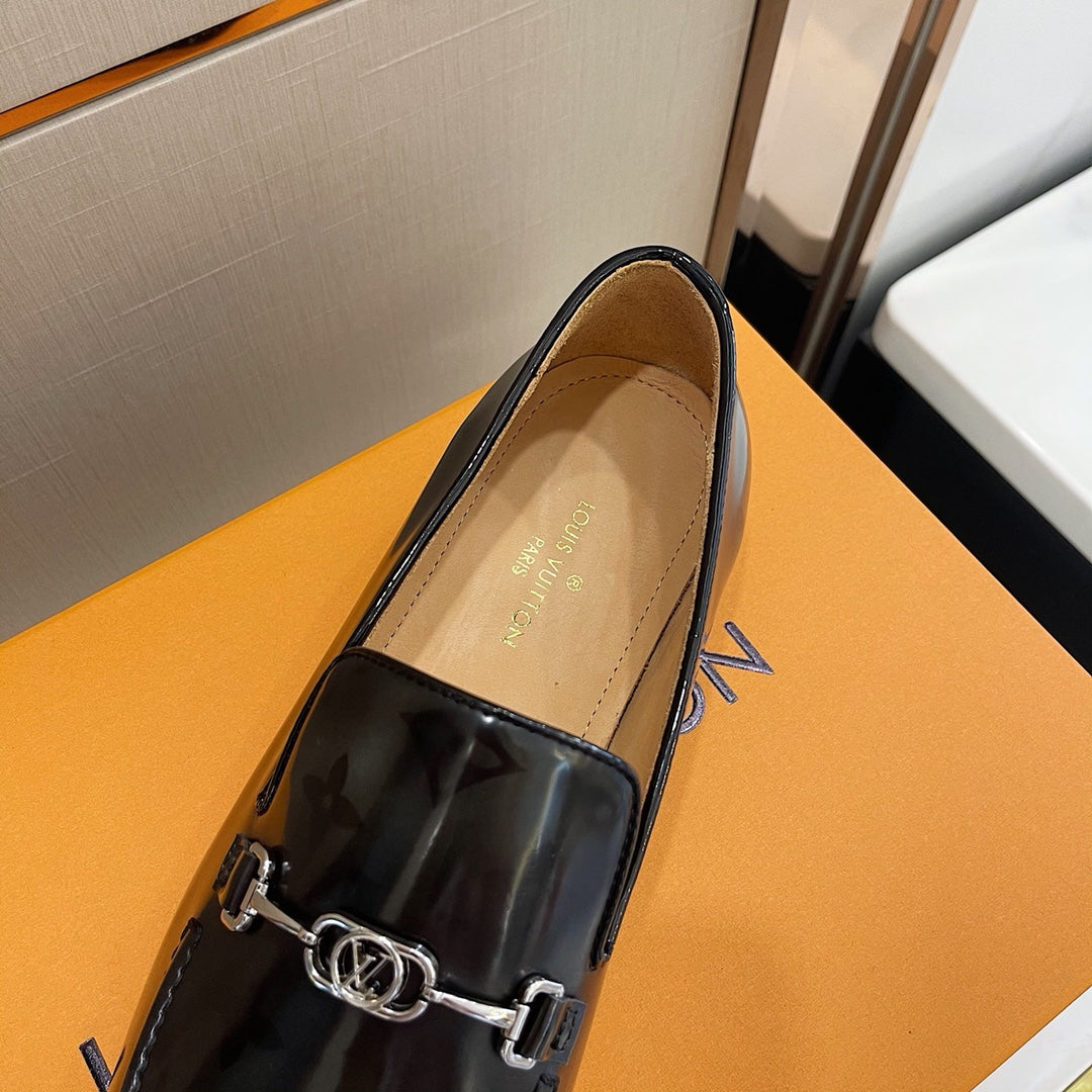 Louis Vuitton Shoe