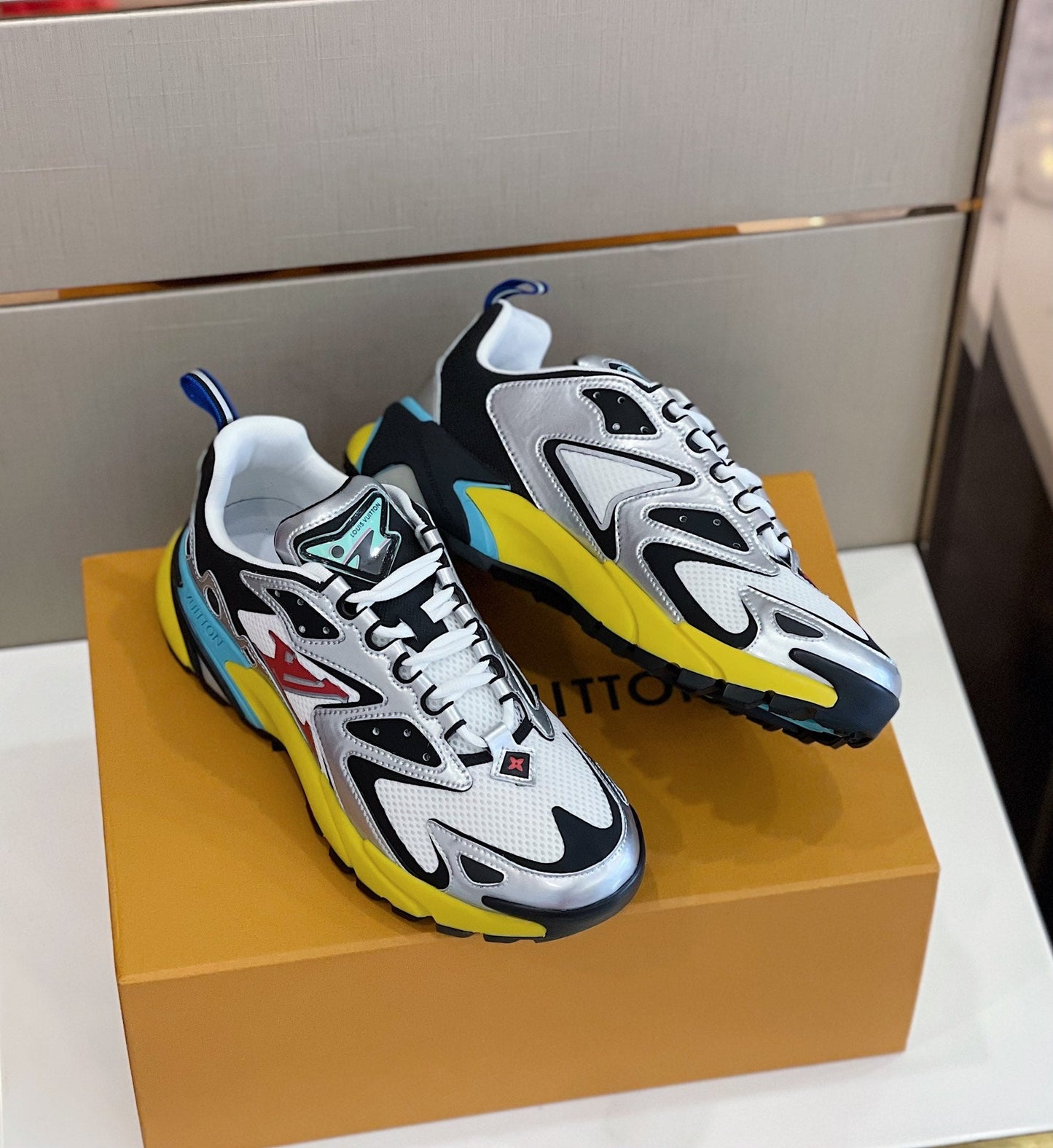 Louis Vuitton Runner Tatic Sneakers