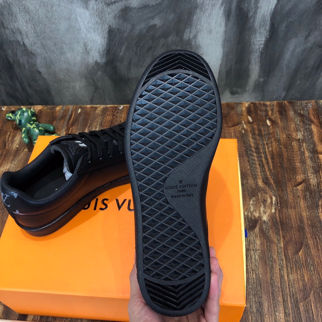 Louis Vuitton Luxembourg  Samothrace Sneakers