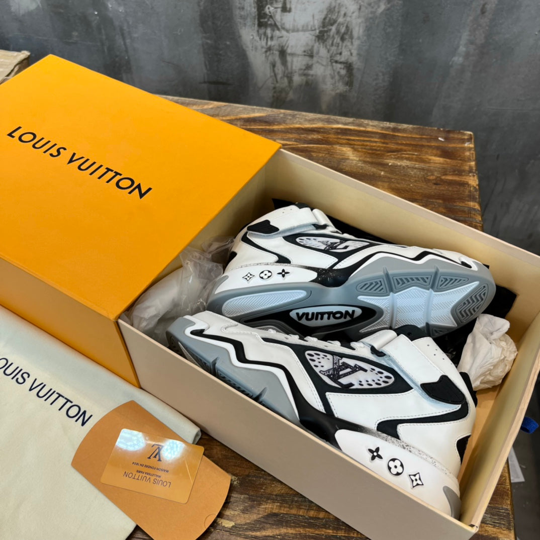 Louis Vuitton Trainer 2 Sneakers