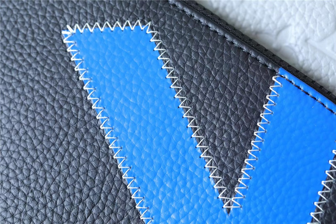 Louis Vuitton Avenue Sling Bag