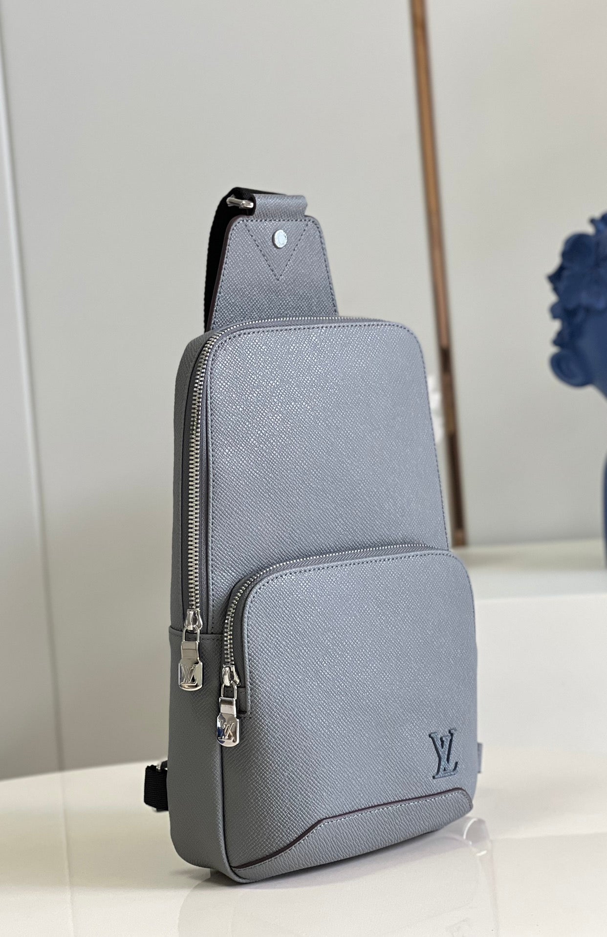 Louis Vuitton Avenue Sling Bag