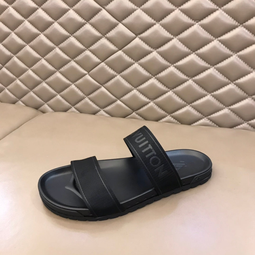 Louis Vuitton Men Trainer Mule Slippers