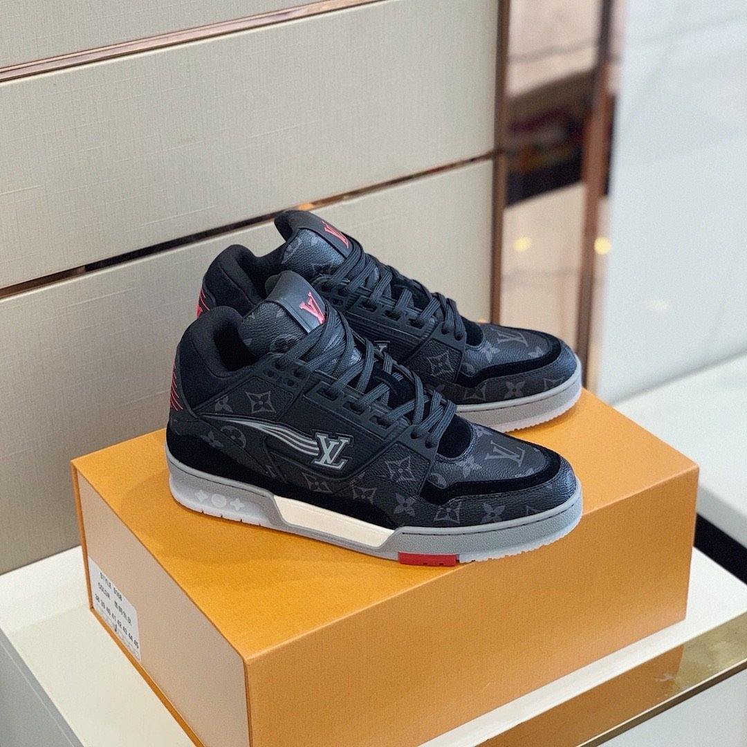 Louis Vuitton Trainer Sneaker