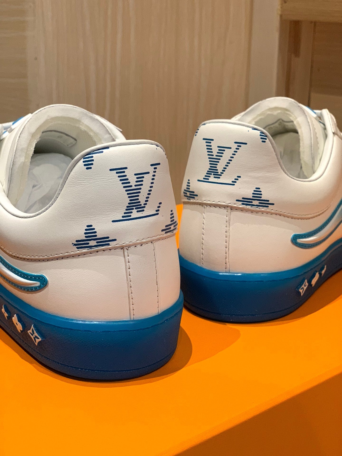 Louis Vuitton Luxembourg  Samothrace Sneakers