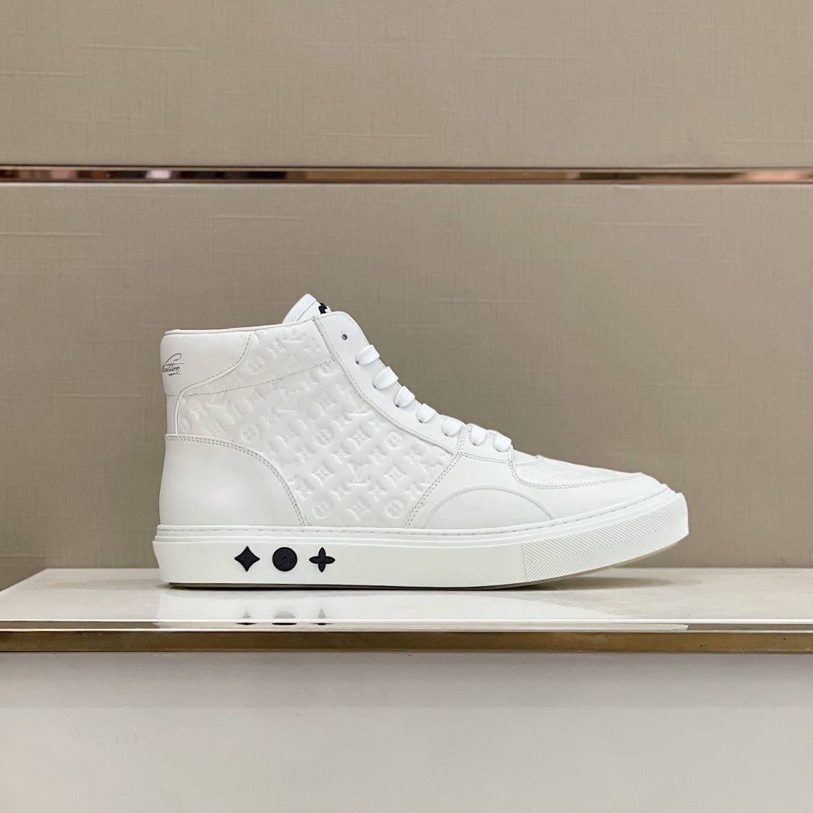 Louis Vuitton Ollie  Sneakers
