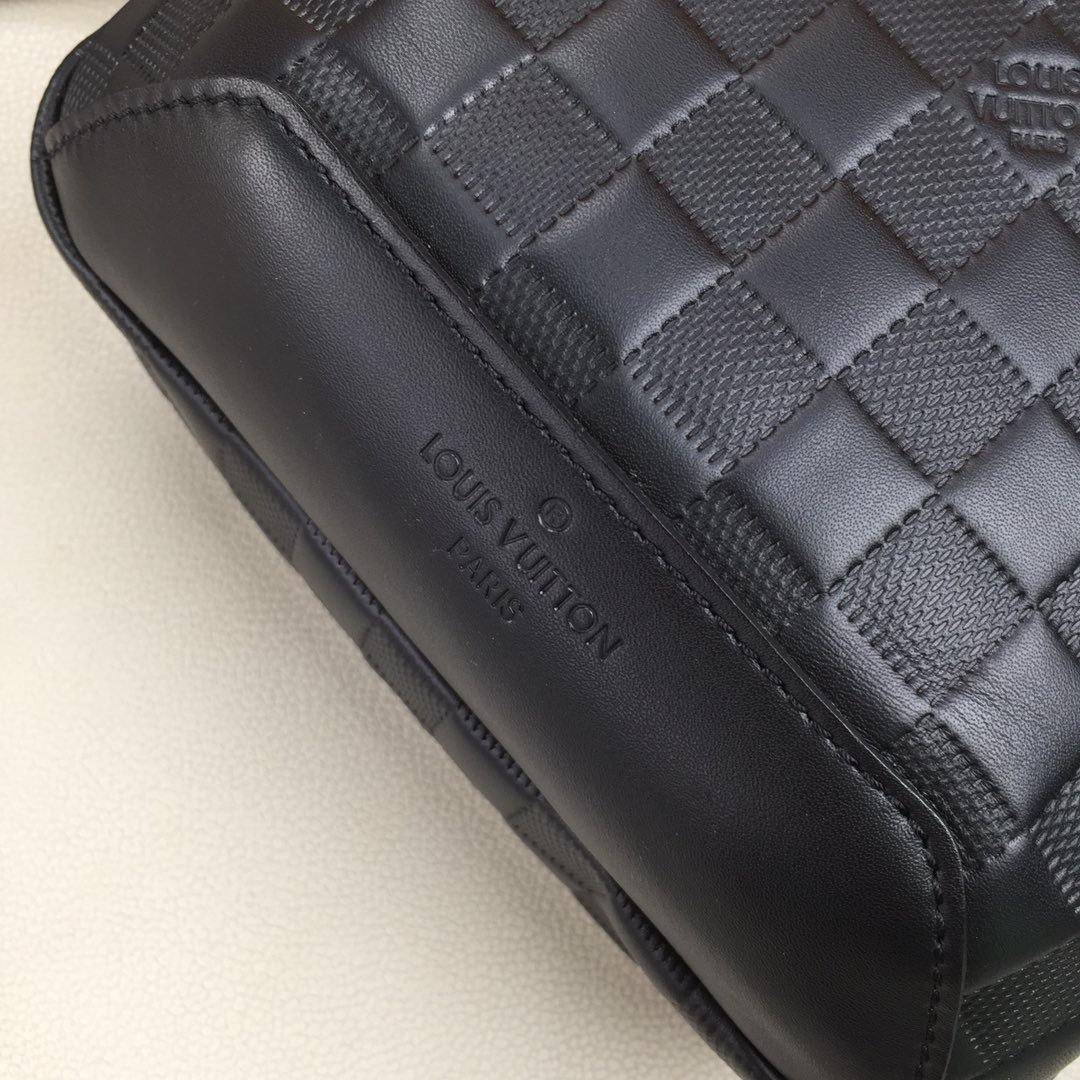Louis Vuitton Avenue Sling Bag
