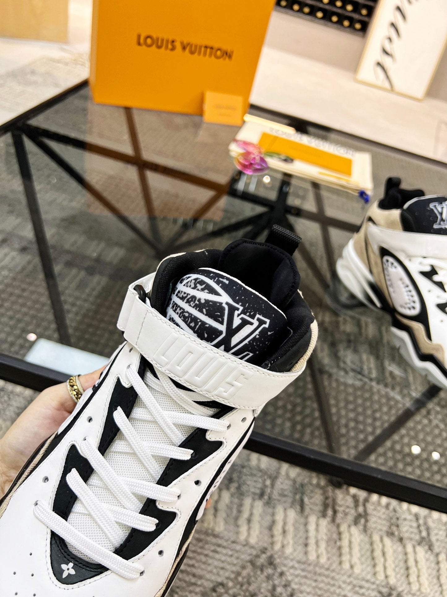 Louis Vuitton Trainer 2 Sneakers