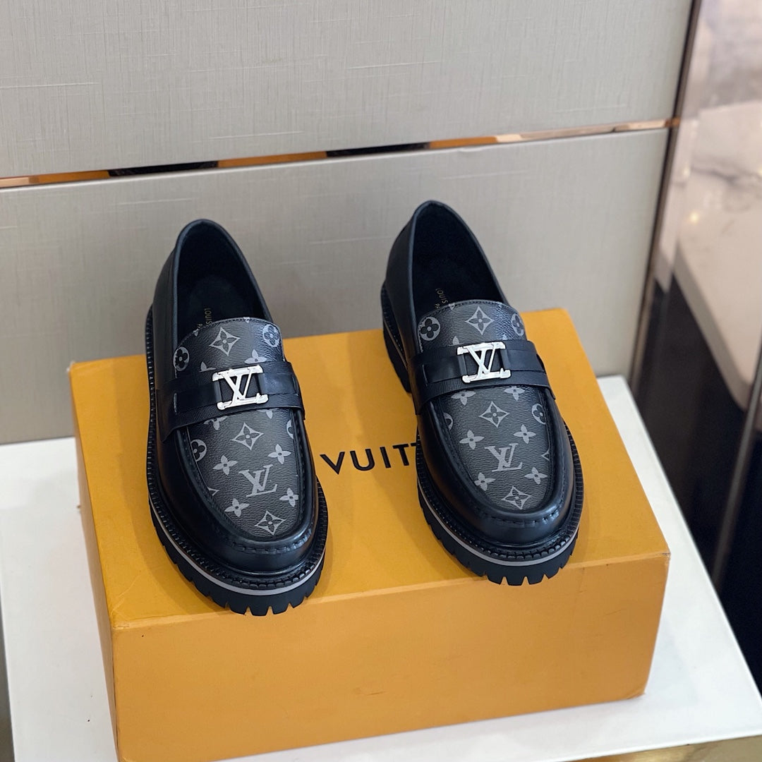 Louis Vuitton Major Loafer