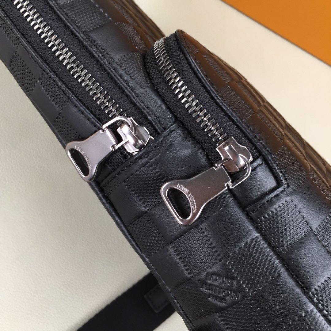 Louis Vuitton Avenue Sling Bag