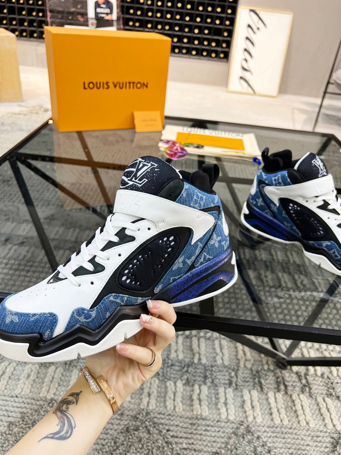 Louis Vuitton Trainer 2 Sneakers