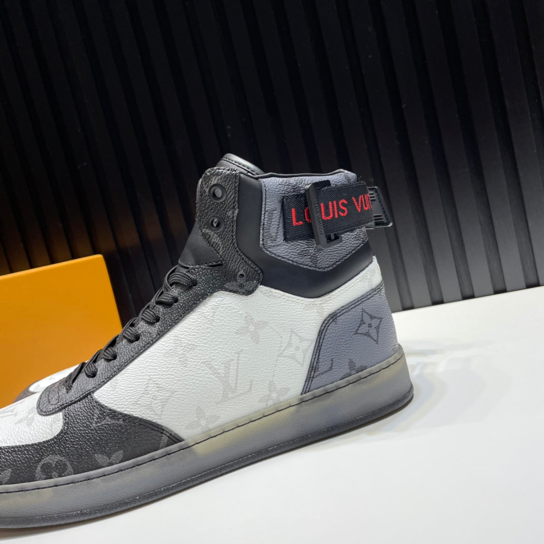 Louis Vuitton Rivoli Sneakers