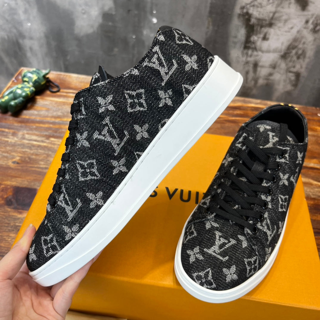 Louis Vuitton Resort Sneakers