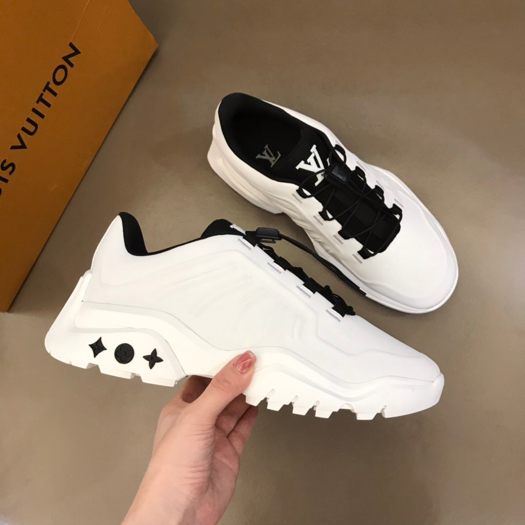 Louis Vuitton Millenium  Sneakers