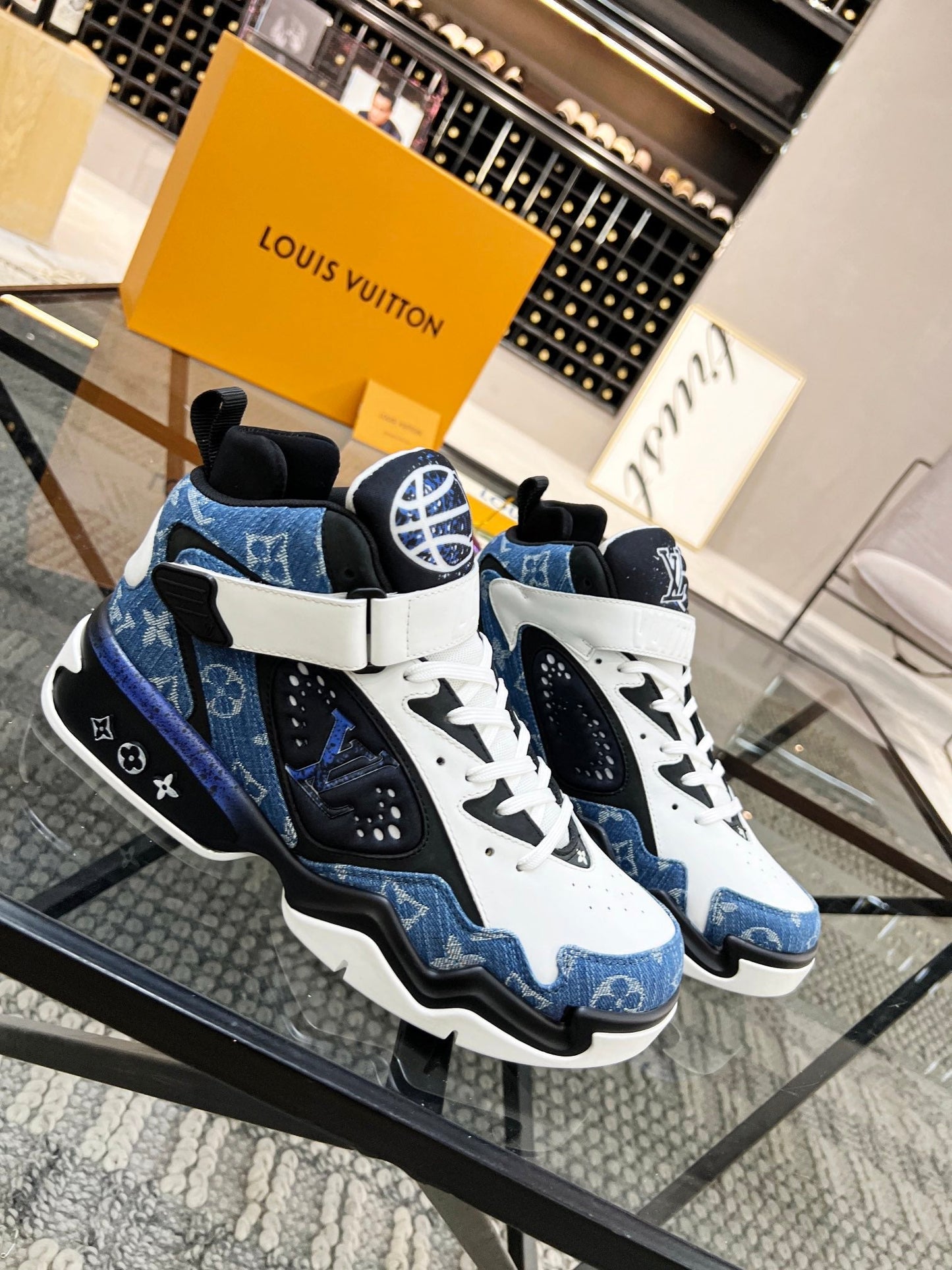 Louis Vuitton Trainer 2 Sneakers