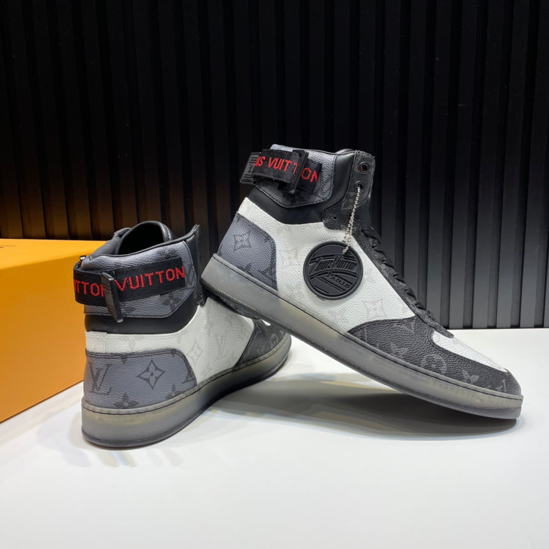 Louis Vuitton Rivoli Sneakers