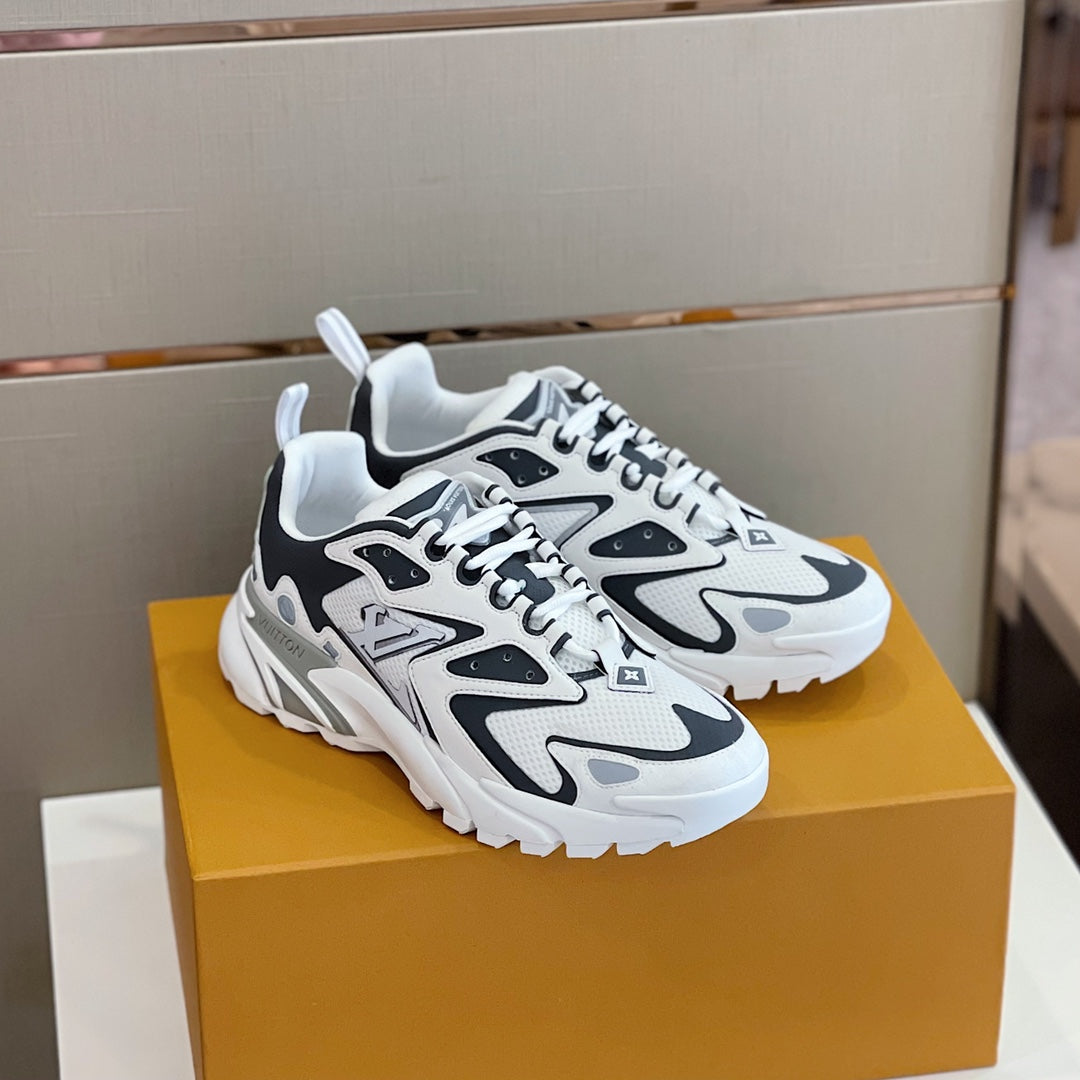 Louis Vuitton Runner Tatic Sneakers