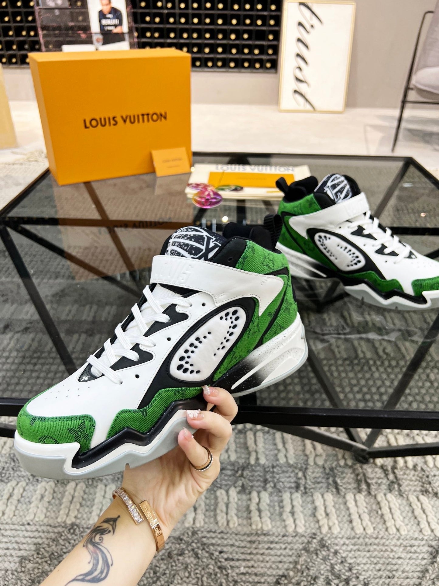 Louis Vuitton Trainer 2 Sneakers