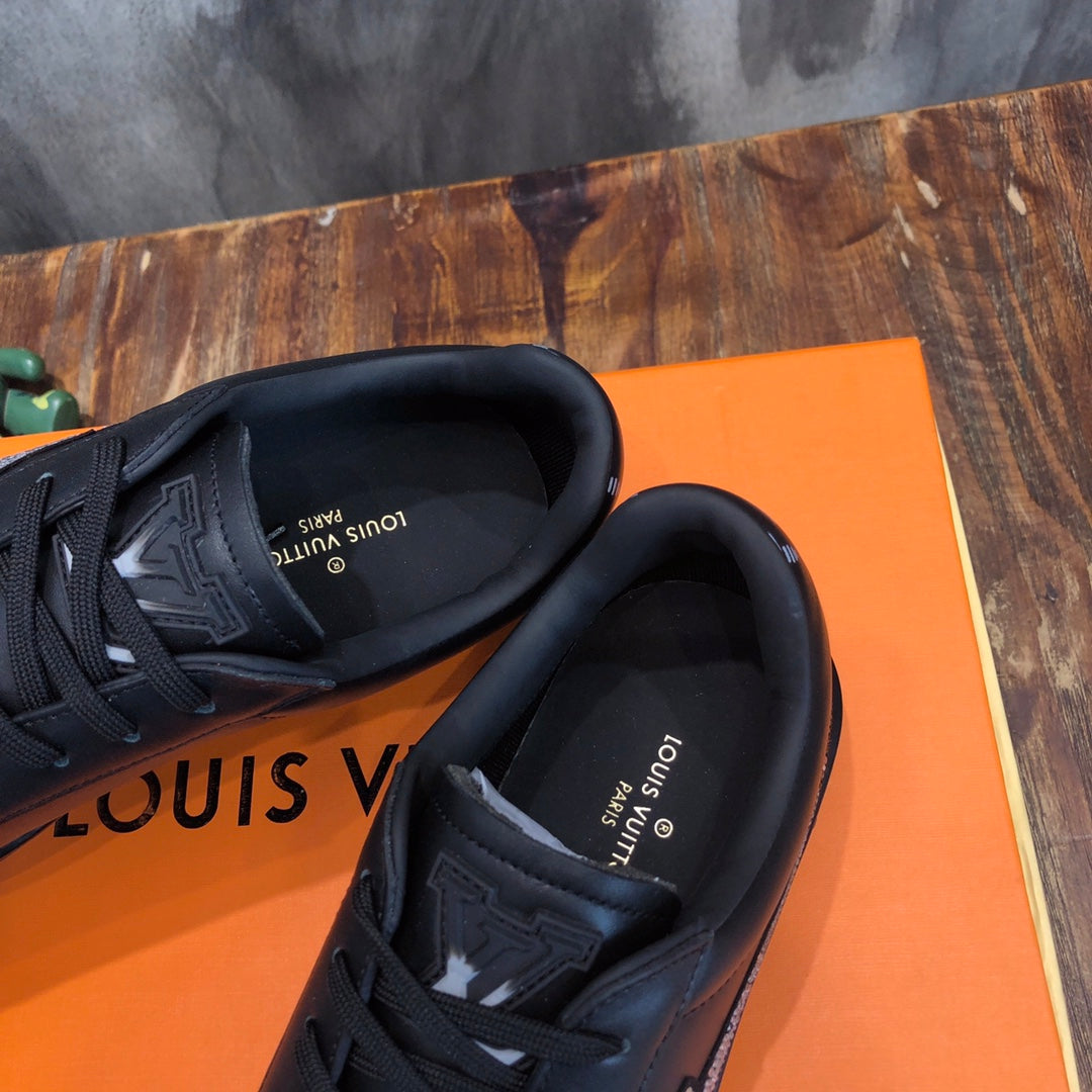 Louis Vuitton Luxembourg  Samothrace Sneakers