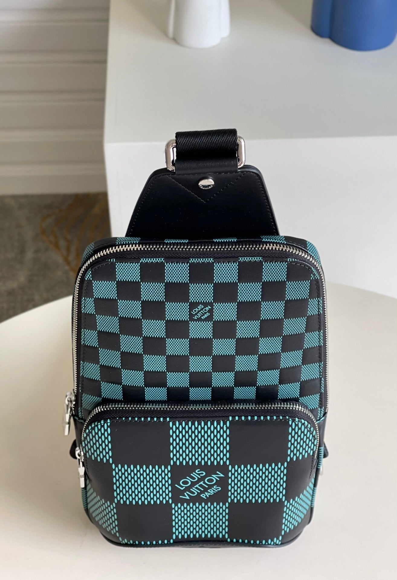 Louis Vuitton Avenue Sling Bag