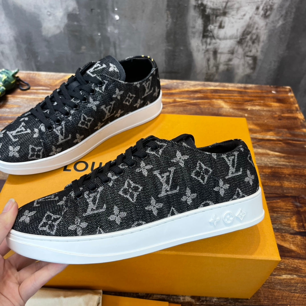 Louis Vuitton Resort Sneakers