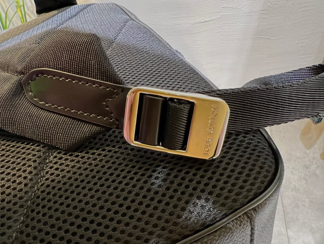 Louis Vuitton Michael Backpack Nv2