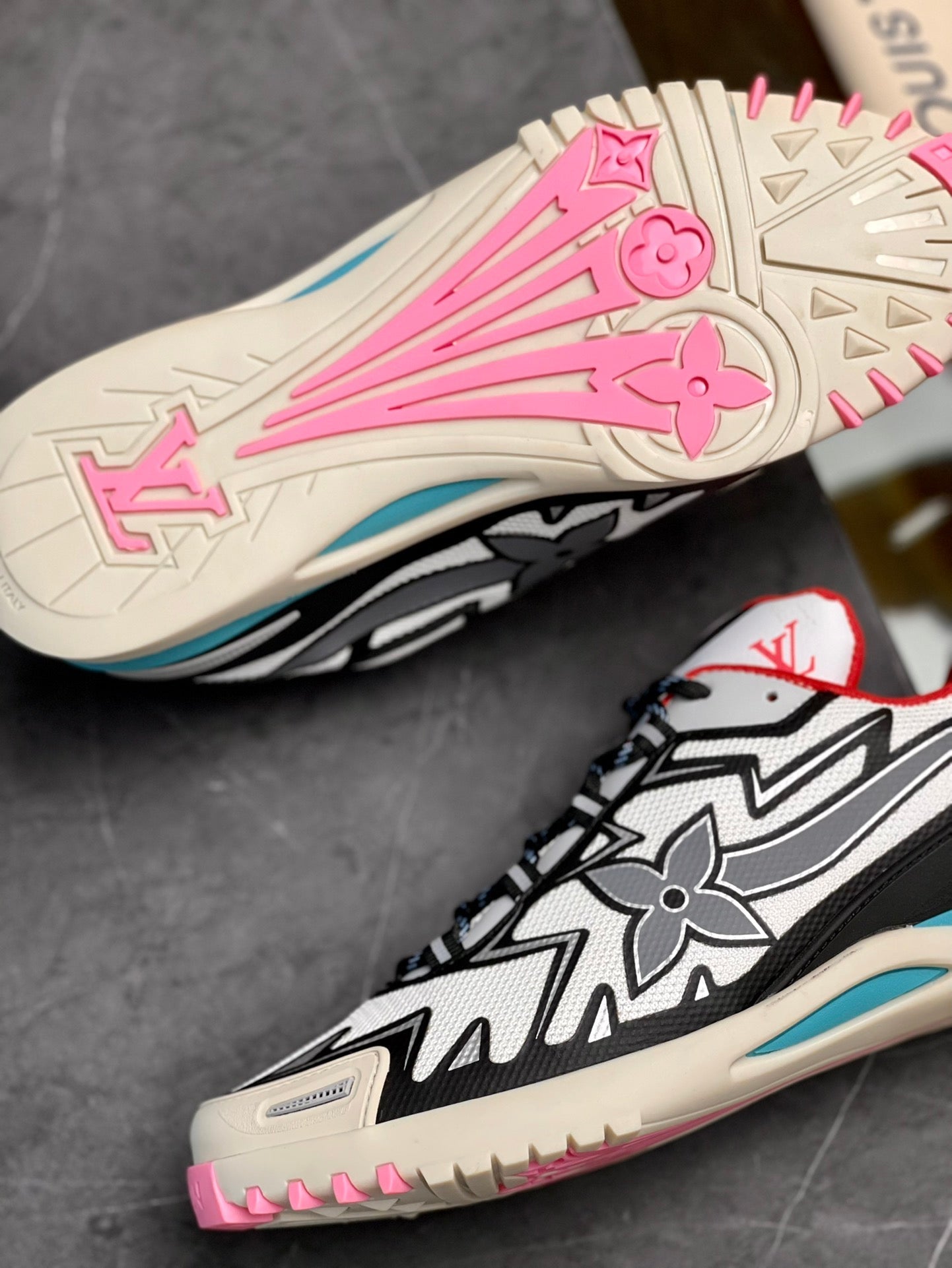 Louis Vuitton Sprint Sneakers